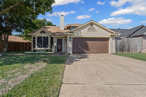 4734 Abbott Ave, Arlington, TX, 76018-1243 | Card Image