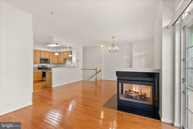 101 - 13800 Breezy Ridge Way, Townhouse with 3 bedrooms, 3 bathrooms and null parking in WOODBRIDGE VA | Image 11