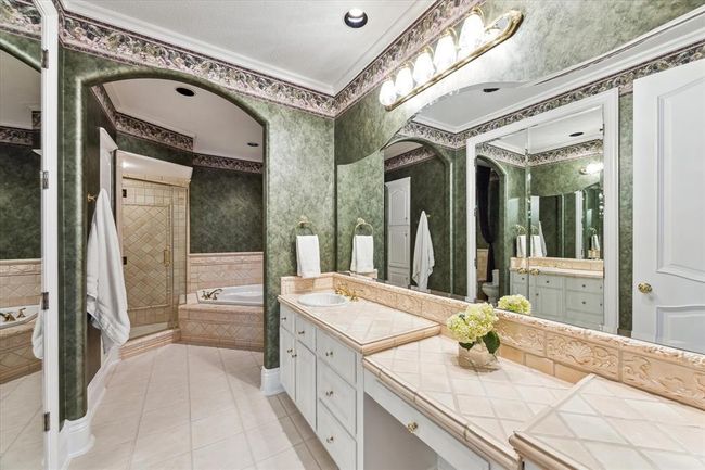 EN-SUITE BATH | Image 36