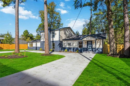 18234 Atkinson Ln, Conroe, TX, 77384-4445 | Card Image