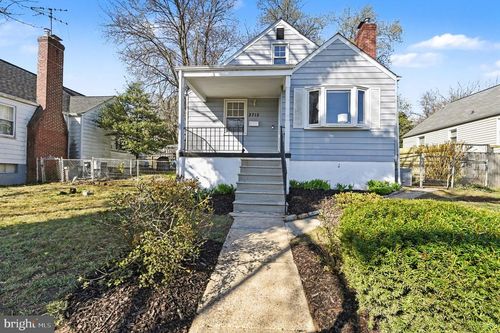 3715 Woodlea Ave, BALTIMORE, MD, 21206-5033 | Card Image