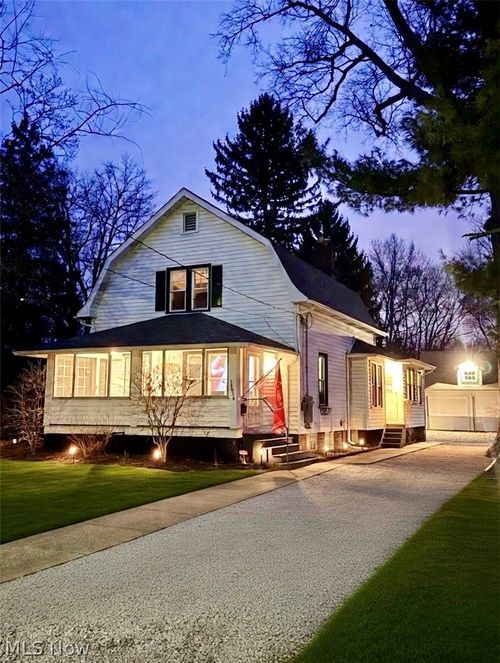 38026 Barber Ave, Willoughby, OH, 44094-5829 | Card Image