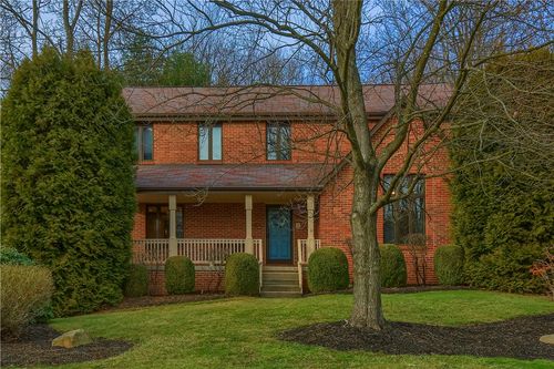 2642 Black Oak Ct, Franklin Park, PA, 15090 | Card Image