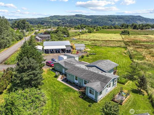 47 School House Rd, Cathlamet, WA, 98612-9712 | Card Image