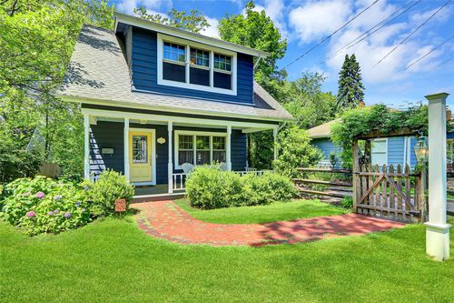 113 Scudder Pl, Northport, NY, 11768-3027 | Card Image
