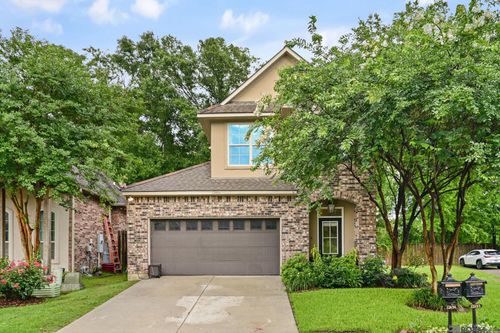 12494 Chartres Dr, Gonzales, LA, 70737-6554 | Card Image