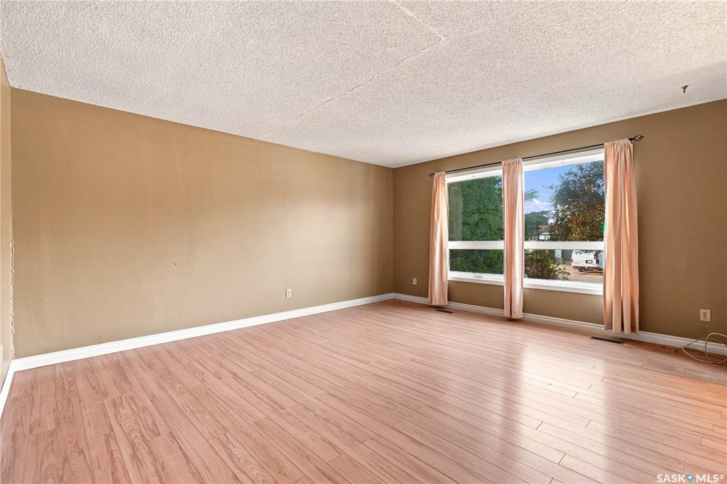Residential in Regina 4