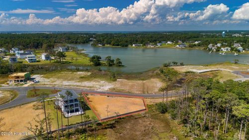 530 Freedom Park Rd, Beaufort, NC, 28516 | Card Image