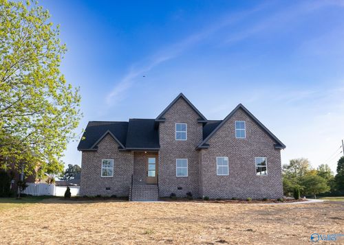 600 Placid Ln, Albertville, AL, 35950-5800 | Card Image