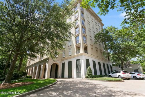 11-1200 Meadowbrook Road, Jackson, MS, 39206 | Card Image