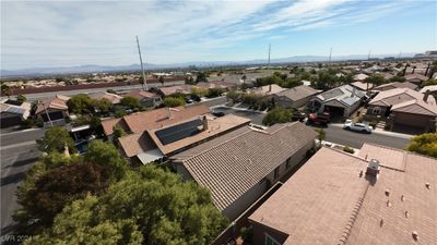 11226 Blanc Vineyard Court, House other with 3 bedrooms, 2 bathrooms and null parking in Las Vegas NV | Image 3