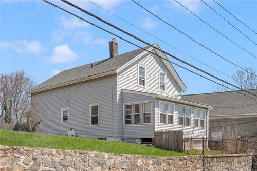 70 Highland St, West Warwick, RI, 02893-5620 | Card Image