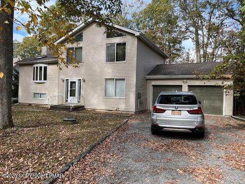 202 Tomnoddy Dr, Tamiment, PA, 18371-9478 | Card Image