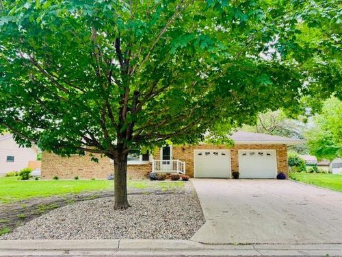 3033 Redwood Ave, Slayton, MN, 56172-1536 | Card Image