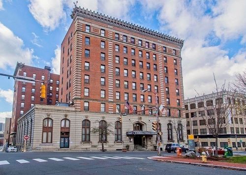 319-140 Chestnut St, Springfield, MA, 01103-1526 | Card Image