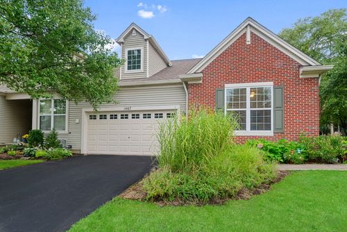 1467 Sedona Ave, Aurora, IL, 60504-3700 | Card Image