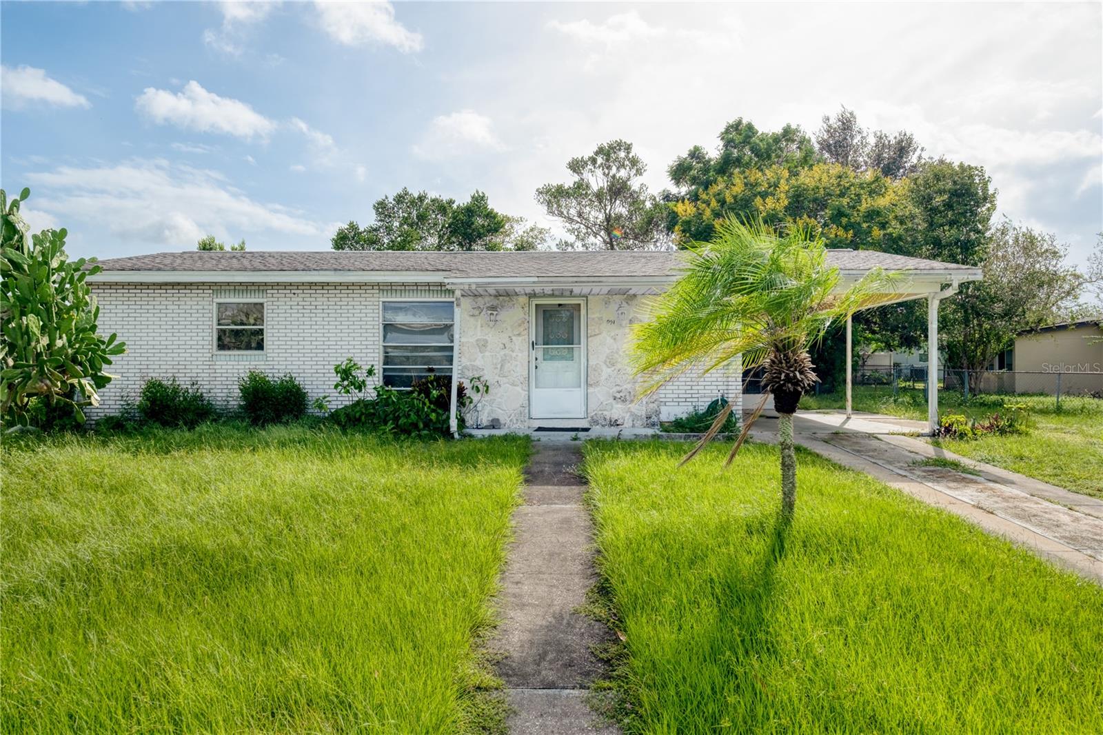 Page Dr, Deltona, FL 32725