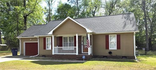 257 Berwick Dr, Raeford, NC, 28376-9229 | Card Image
