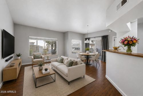 1009-600 W Grove Pkwy, Tempe, AZ, 85283-4514 | Card Image
