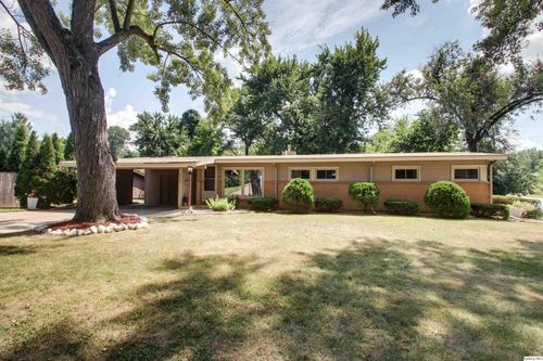 3000 Lincoln Hl Se, Quincy, IL, 62301-4460 | Card Image