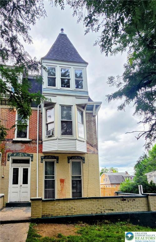 3-1048 W Walnut Street, Allentown City, PA, 18102 | Card Image