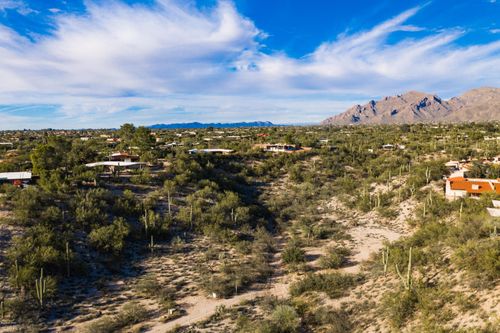 4688 N Calle Ceniza, Tucson, AZ, 85718 | Card Image