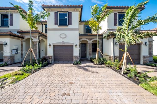 6502 S Anise Ct, Davie, FL, 33314-3917 | Card Image