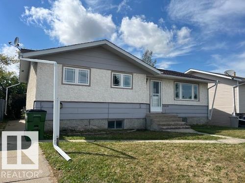 10424 110 Ave, Westlock, AB, T7P1G2 | Card Image