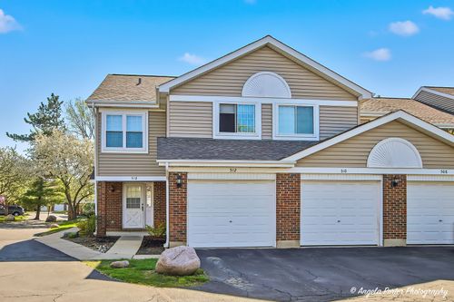 512 W Happfield Drive, Arlington Heights, IL, 60004 | Card Image