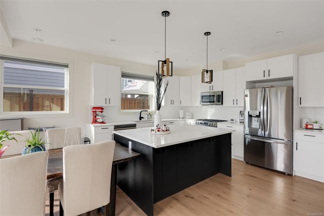 6517 Noblewood Pl, House other with 4 bedrooms, 3 bathrooms and 4 parking in Sooke BC | Image 13