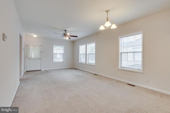 14511 Lake Central Dr, House other with 3 bedrooms, 2 bathrooms and null parking in CHANTILLY VA | Image 5