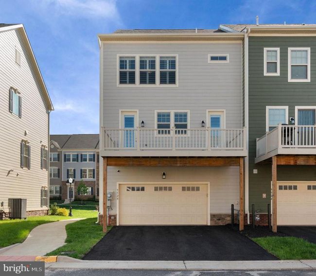9520 Barnes Loop, Townhouse with 3 bedrooms, 4 bathrooms and null parking in MANASSAS VA | Image 44