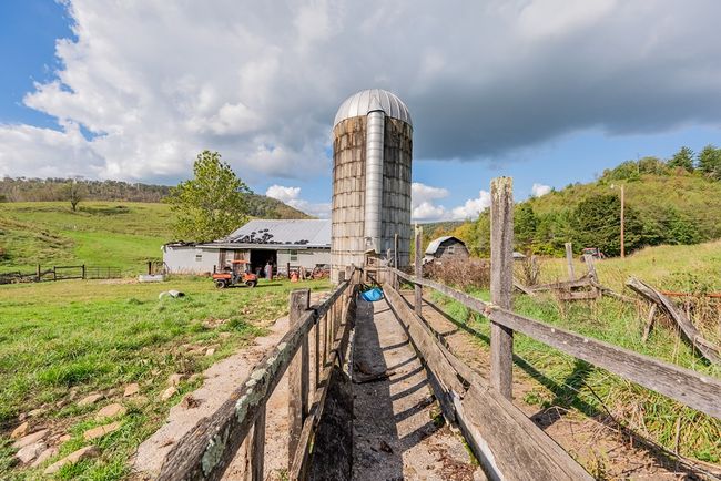 214 Comers Creek Rd, Home with 0 bedrooms, 0 bathrooms and null parking in Sugar Grove VA | Image 12