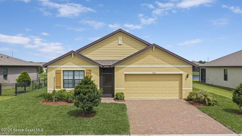 7205 Topaz Dr, Grant Valkaria, FL, 32949-8324 | Card Image