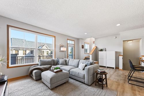 303-11668 84th Ave N, Maple Grove, MN, 55369-3040 | Card Image