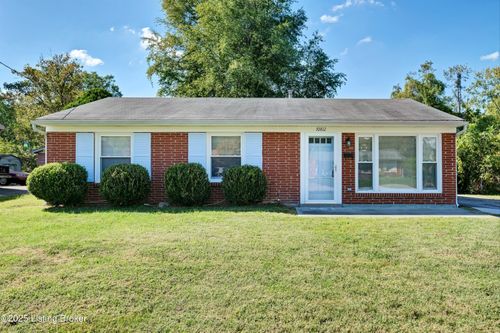 10812 Milwaukee Way, Louisville, KY, 40272-4152 | Card Image