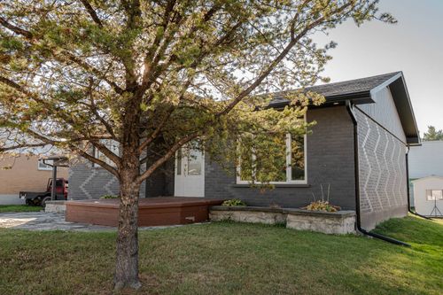 7 Rue St-Michel N, Notre Dame du Nord, QC, J0Z3B0 | Card Image