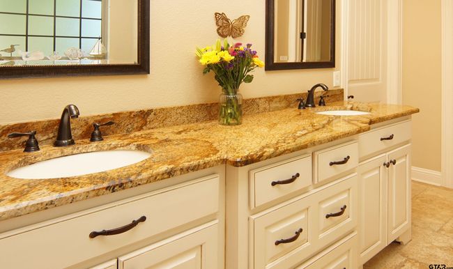 125 Private Road 5295, House other with 4 bedrooms, 3 bathrooms and null parking in Yantis TX | Image 18