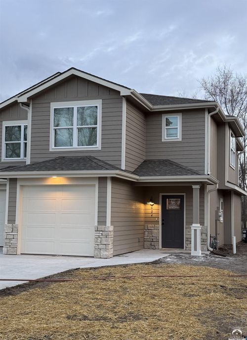 604 North St, Lawrence, KS, 66044-5366 | Card Image