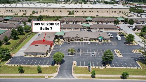 suite-7-909 Se 28th Street, Bentonville, AR, 72712 | Card Image