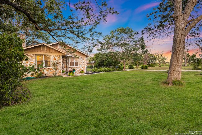2803 Haeckerville Rd, House other with 2 bedrooms, 1 bathrooms and null parking in Cibolo TX | Image 4