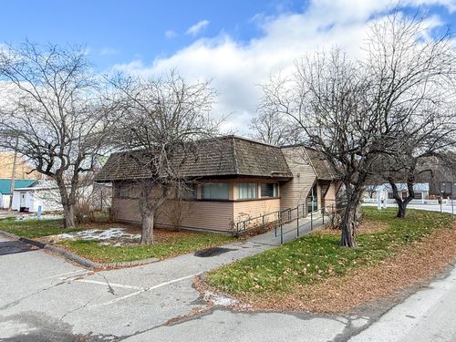 332 Route 113, East Thetford, VT, 05043-4440 | Card Image