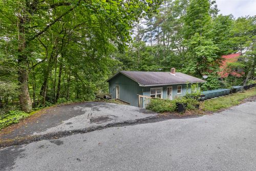 116 Dogwood Dr, Highlands, NC, 28741-8547 | Card Image