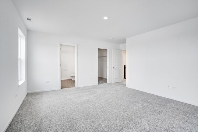 464 Carpathian Dr, Townhouse with 3 bedrooms, 3 bathrooms and 2 parking in Crystal Lake IL | Image 19