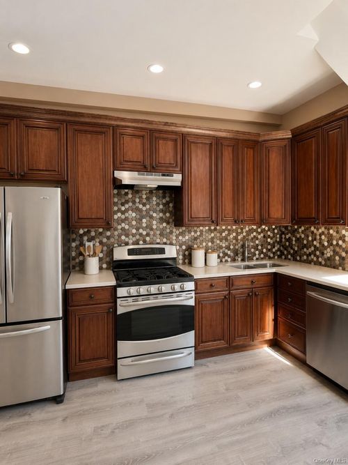 4 Jarvis Ct, Far Rockaway, NY, 11691-5512 | Card Image