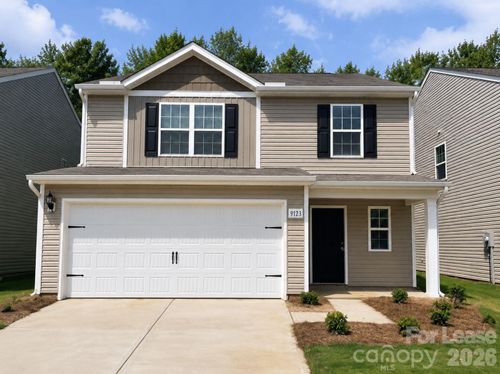9123 Creedmore Hills Dr, Charlotte, NC, 28201 | Card Image