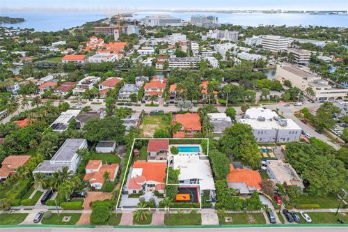 3748 Prairie Ave, Miami Beach, FL, 33140-3430 | Card Image