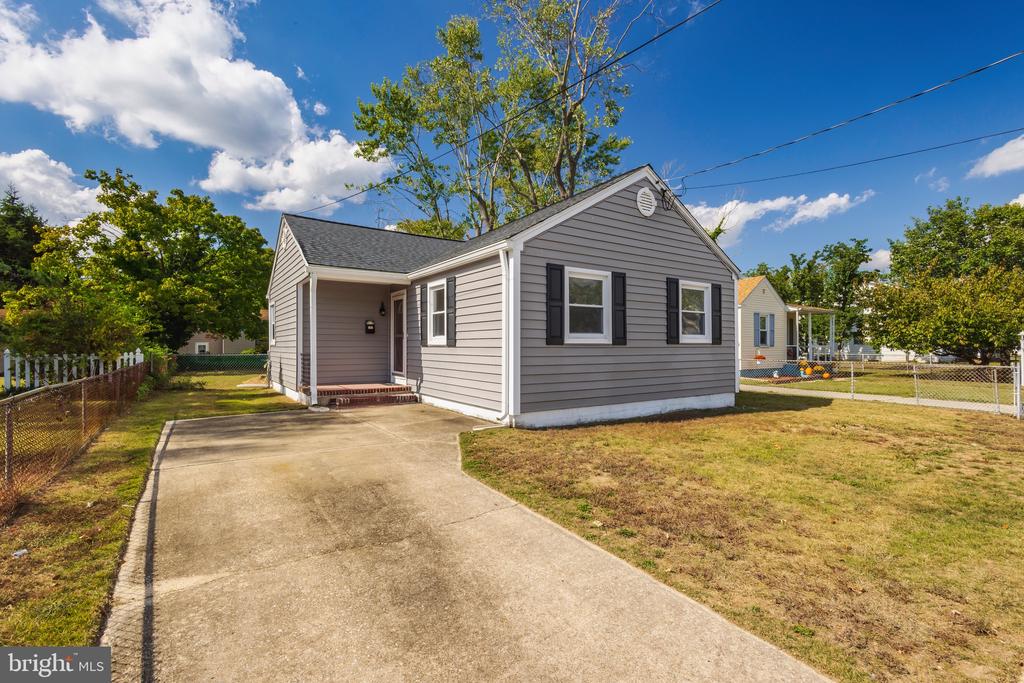 8th St, Millville, NJ 08332