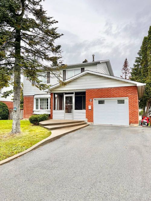 516 Rue Montford, Dollard Des Ormeaux, QC, H9G1M8 | Card Image