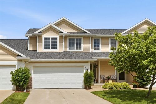 847 Se Williams Ct, Waukee, IA, 50263-8351 | Card Image